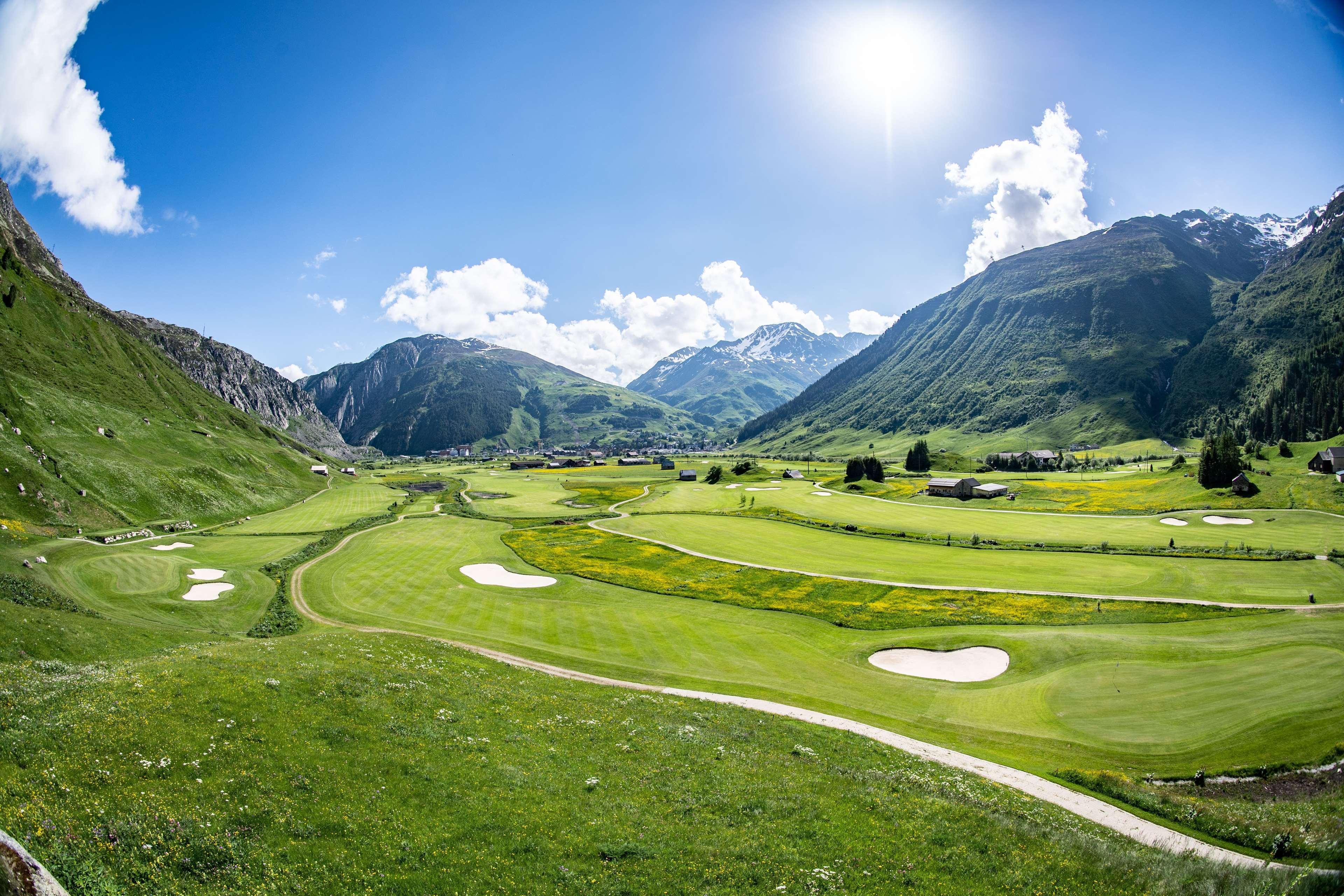 Radisson Blu Hotel Reussen, Andermatt Dış mekan fotoğraf